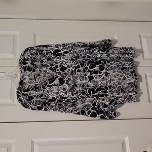 Kim Rogers  multicolor blouse, sleeves can be worn two different ways 3X